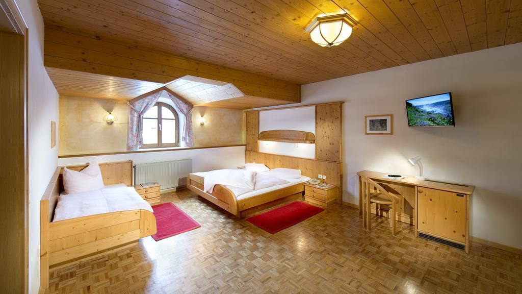 Landgasthof Post-Ledererwirt Hotel Sankt Lambrecht Room photo